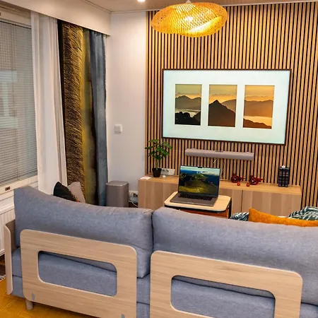 City Luppo - Spacious, Smart, Warm, Sauna, Wi-fi Apartment