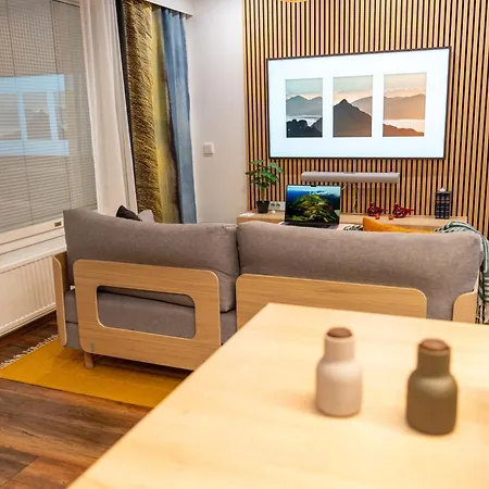 City Luppo - Spacious, Smart, Warm, Sauna, Wi-fi Rovaniemi