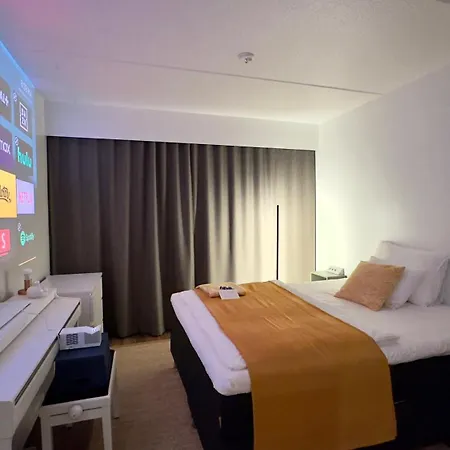City Luppo - Spacious, Smart, Warm, Sauna, Wi-fi * Rovaniemi