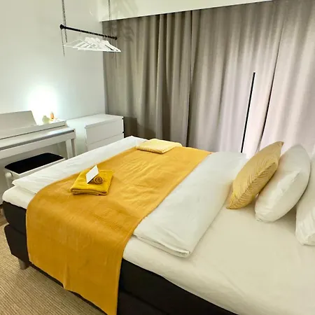 Apartment City Luppo - Spacious, Smart, Warm, Sauna, Wi-fi *